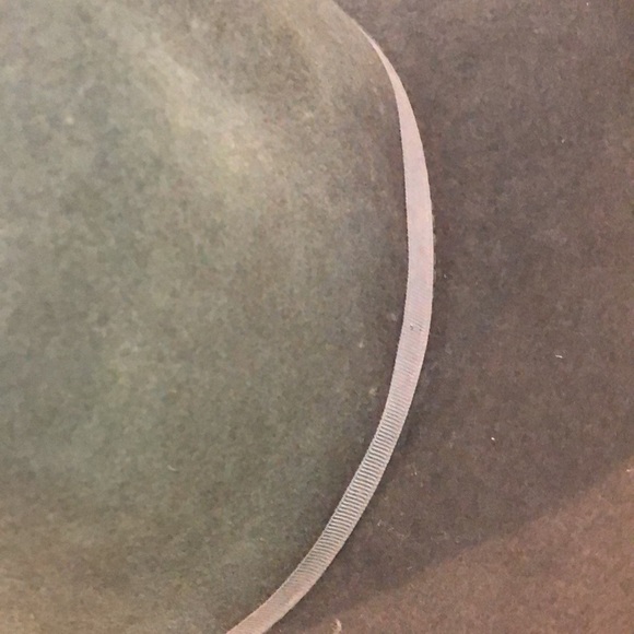 Punti Authentic beautifully made Borsalino sage colored hat - Picture 6 of 9